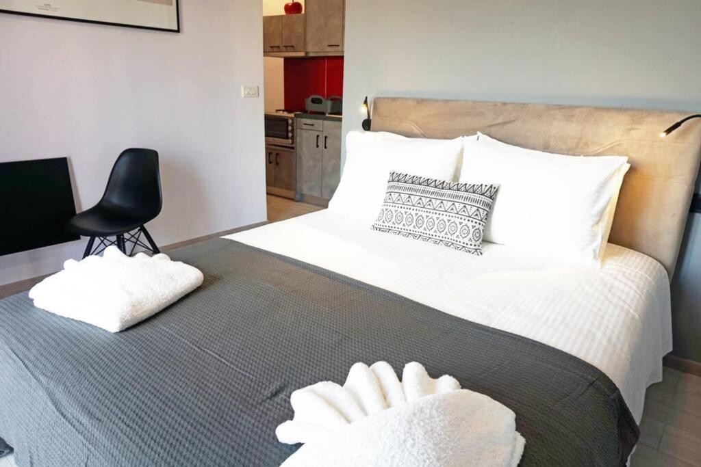 C-home Studio In The Heart Of Chania Apartment *